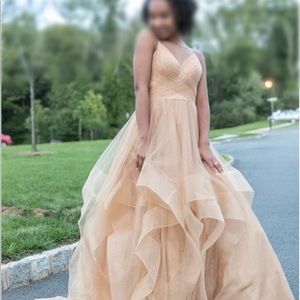 🌟Prom Season ~Special Gold Shimmer Dress✨